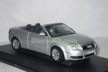 Audi A4 cabriolet cinza