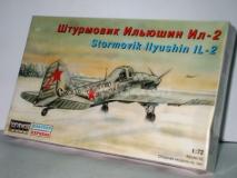 Avião Ilushin IL-12 (Caça tanques)