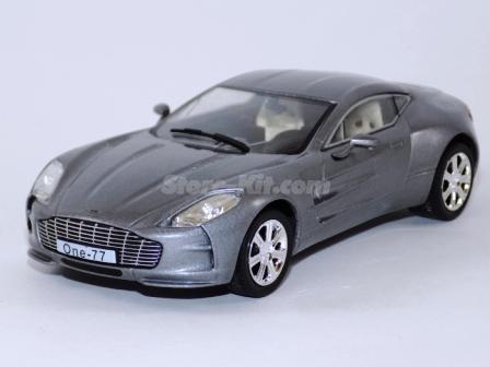 Aston Martin One 77 cinza