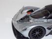 Aston Martin Valkyria cinza