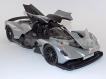 Aston Martin Valkyria cinza