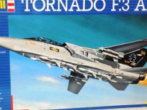 Avião Tornado F-3A
