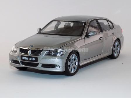 BMW 330I Cinza
