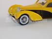 Bugatti 57 S Atlantic de 1939 amarelo/castanho