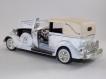 Cadilac TownCar Limousine de 1933, Branco