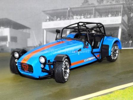 Caterham Seven azul