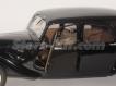 Citroen Traction Typ 11B de 1938 preta