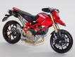 Ducatti Hypermotard 1100-S vermelha