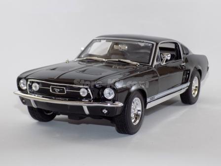 Ford Mustang GTA 1967 preto