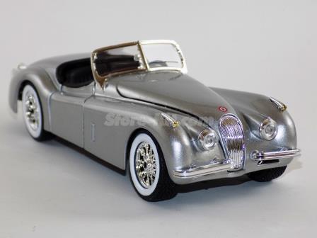 Jaguar XK 120 Roadster 1951 cinza