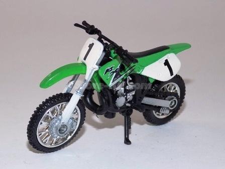 Kawasaki KX 250 verde