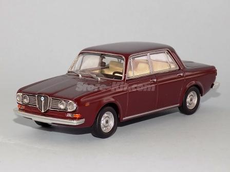 Lancia 2000 berlina 1971 vermelho York