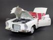 Mercedes-Benz 280 SE 1968 creme