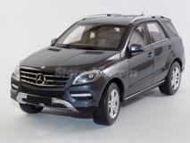 Mercedes-Benz Class-M 2011 cinza 