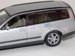 Nissan Stagea cinza 