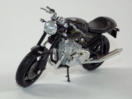 Norton 961 SE  preta