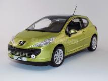 Peugeot 207 2008 verde