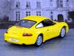 Porsche 911 Carrera 4 coupé 2001 amarelo