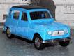 Renault 4L azul