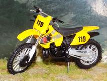 Suzuki RM 250 amarela Nº119