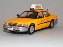 Táxi Ford Crow Vitoria  Nova York
