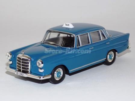táxi Mercedes-Benz 200D Atenas 1965
