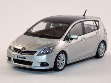 Toyota Verso 2009 cinza