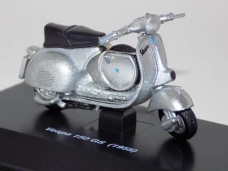 Vespa 150 5 1955 cinza