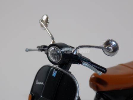 Modellino Vespa 150 PX Verde Scala 1:18 - Diecast Metal Con Piedistallo - Foto 3