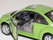 Volkswagen  New Beetle verde