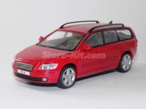 Volvo V-50 vermelho