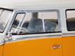 Volkswagen T-1 Bus de 1963 amarela 