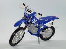 Yamaha TT-R-250 Cross